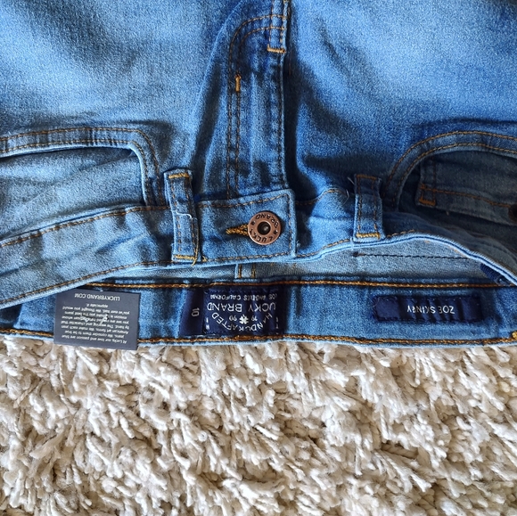 jeans - Picture 2 of 4